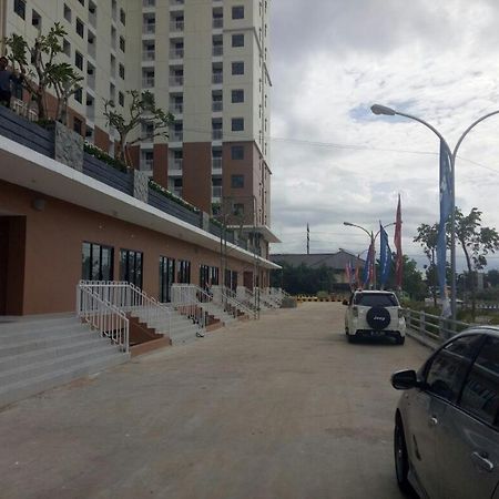 Betos Apartment Bekasi Bagian luar foto